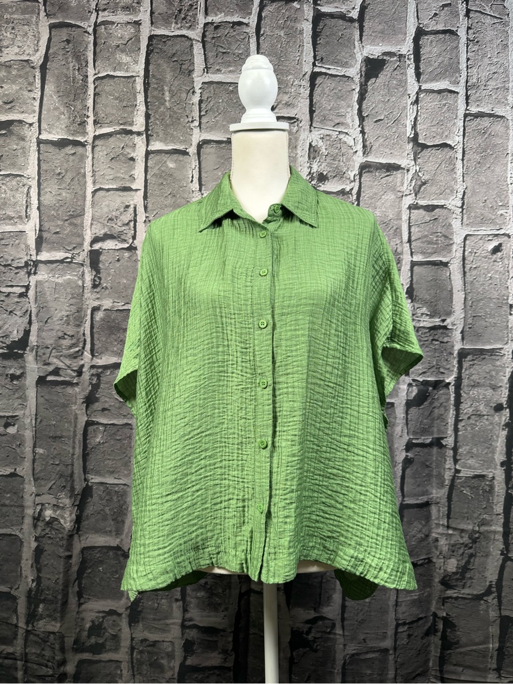 FRNCH Paris Green Crinkle Gauze Button Front Oversized Blouse Size Large - Picture 2 of 8